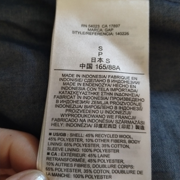 Gap women's size small red and black flannel jacket coat - Picture 14 of 14